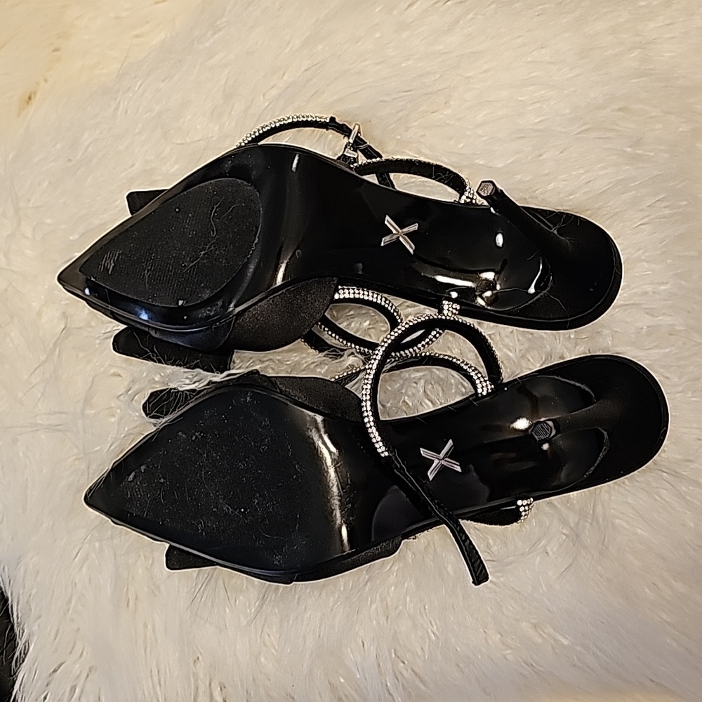 Black Slingback Heels - Picture 8 of 9